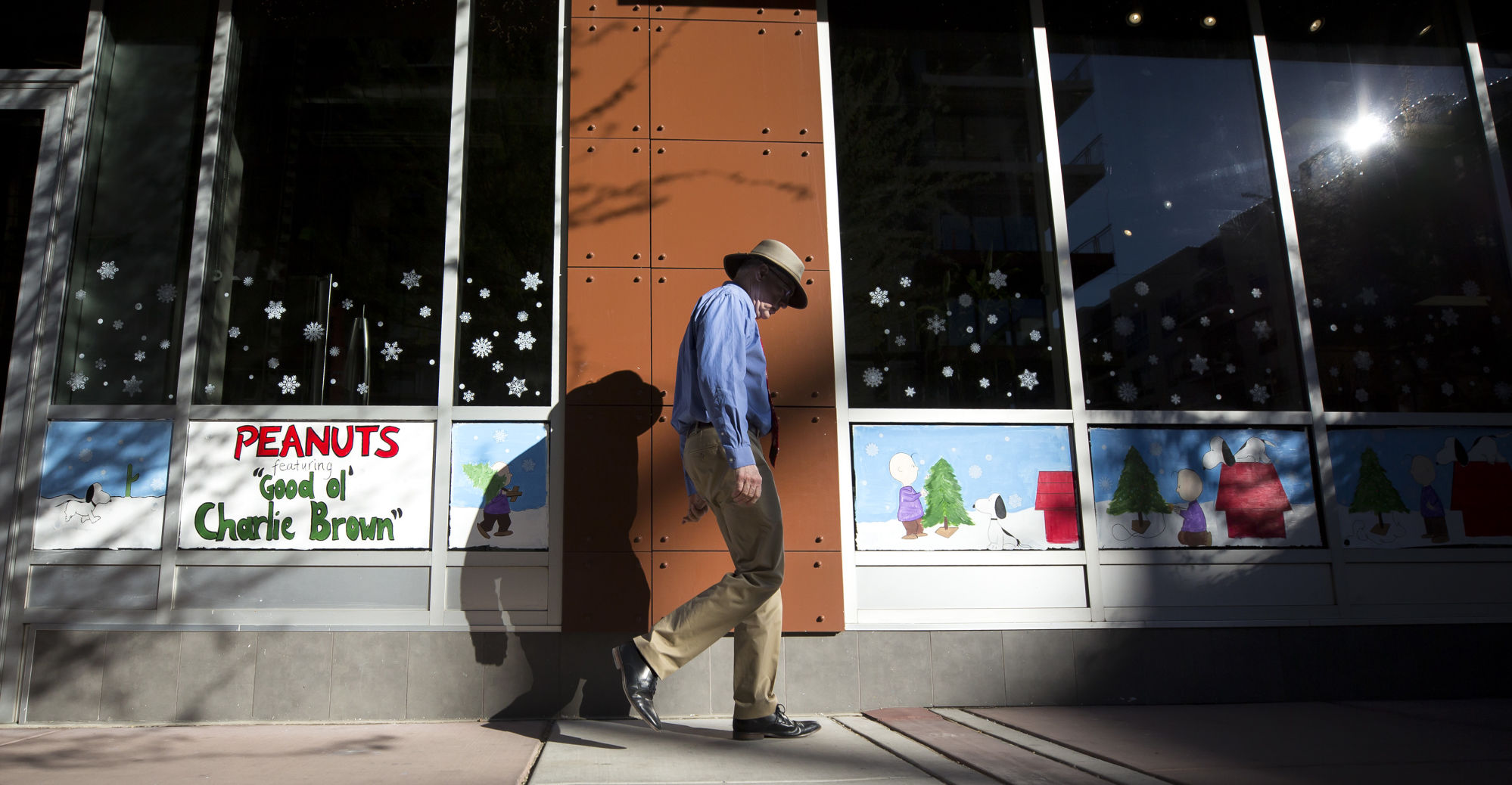Downtown Christmas window competition